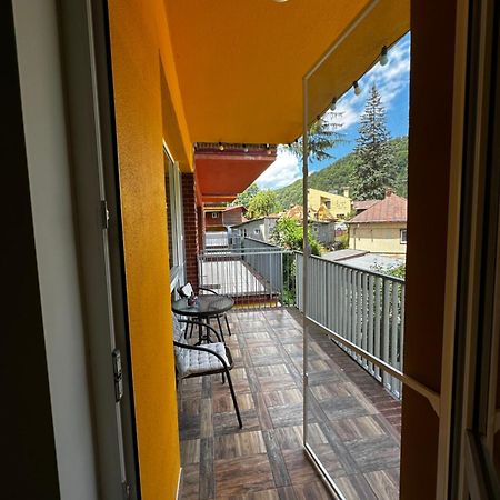 Sara Apart Belleview Сіная Екстер'єр фото