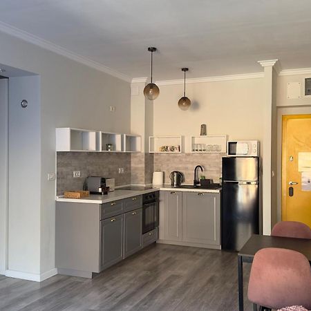 Sara Apart Belleview Сіная Екстер'єр фото